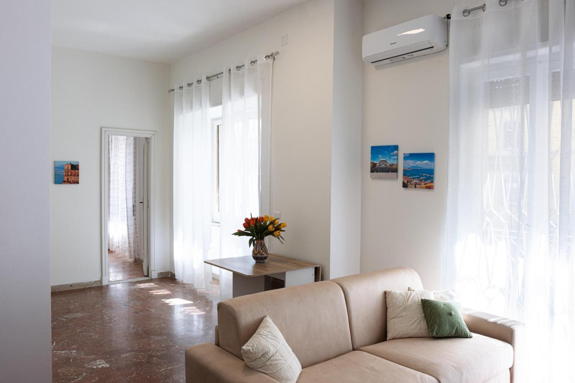 Casa Tramonti * Naples